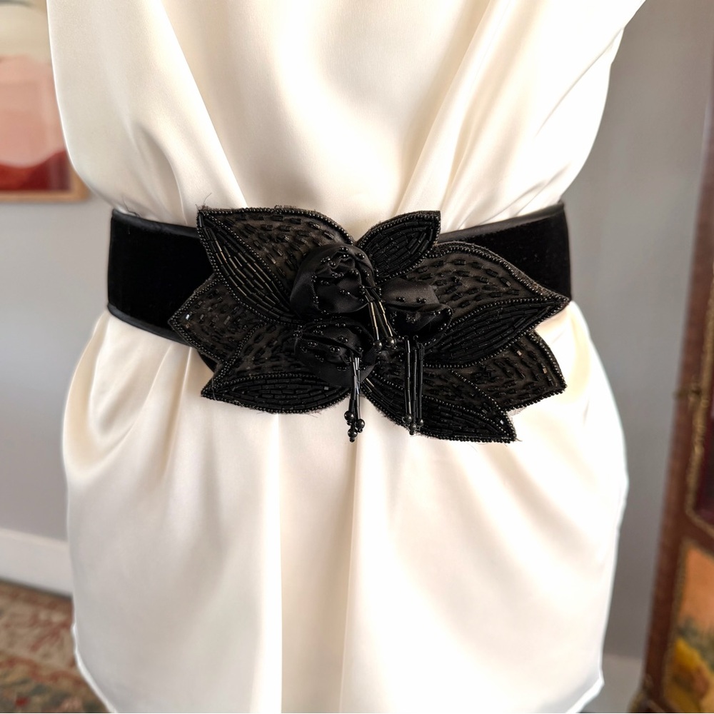 Magid Black Beaded Floral Belt - Picture 6 of 11